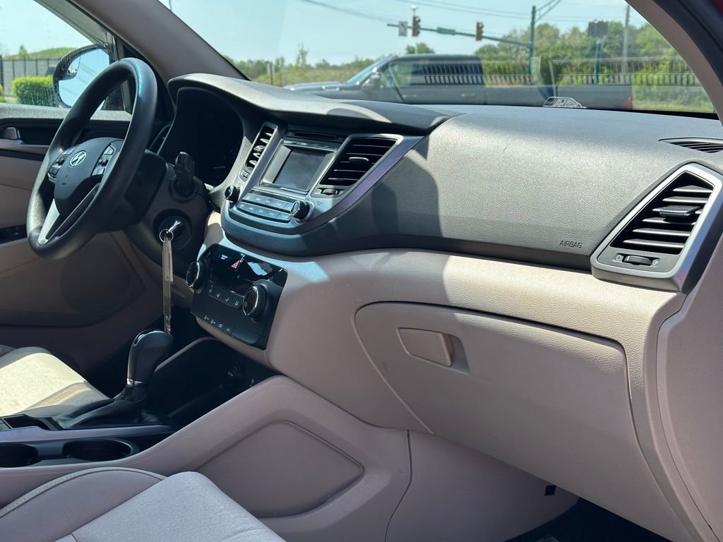 Used 2018 Hyundai Tucson SE AWD/4WD image 22