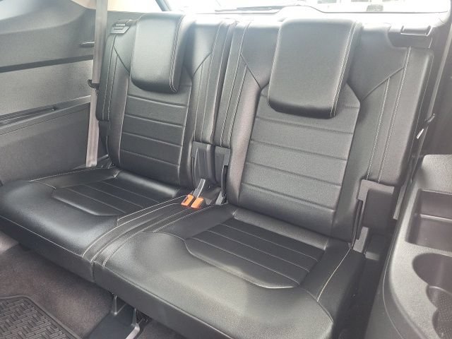 Used 2021 Volkswagen Atlas SEL AWD/4WD image 18