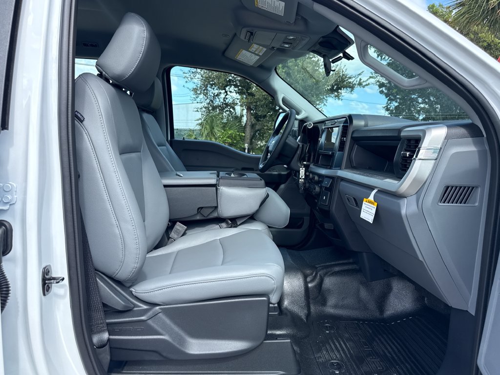 New 2027 Ford F250 XL w/ XL Chrome Package AWD/4WD image 21