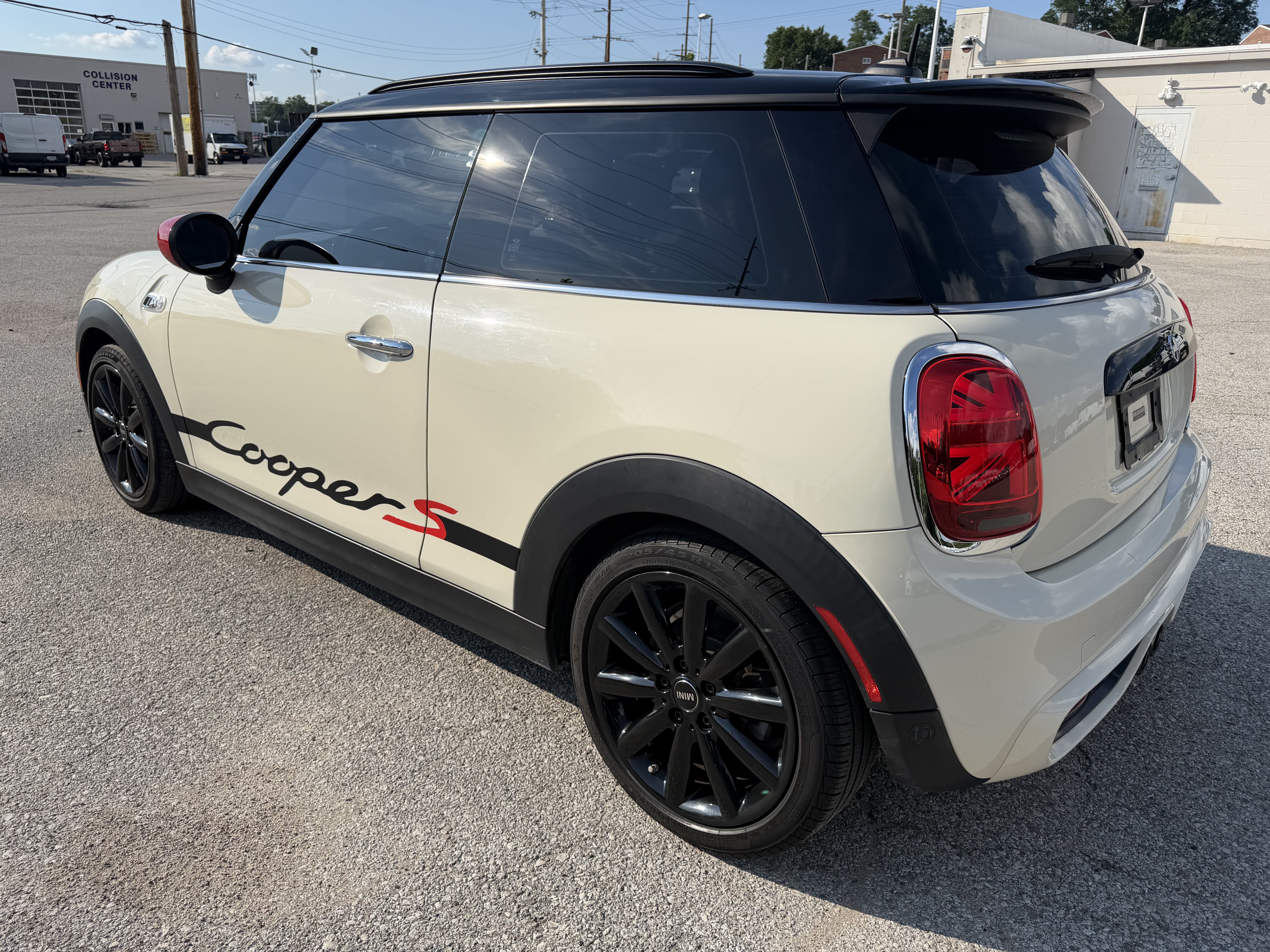 Used 2021 MINI Cooper S w/ 6.5" Touchscreen Package FWD image 5