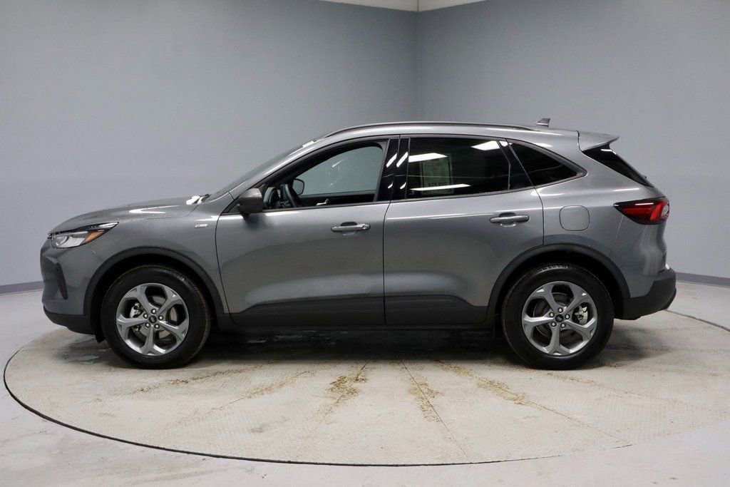 Certified 2025 Ford Escape ST-Line image 7