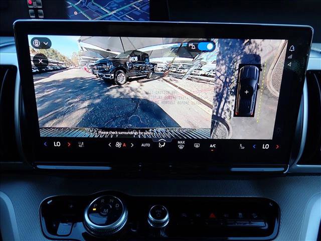 New 2026 Ford Expedition Active image 17