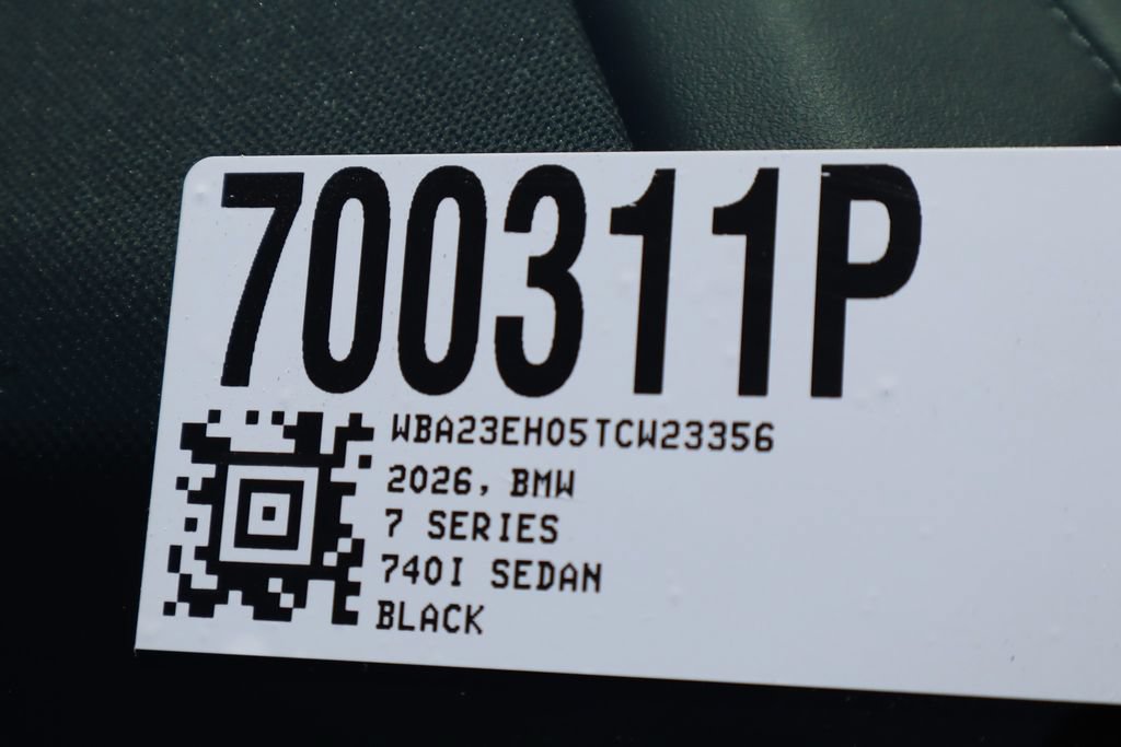 Used 2026 BMW 740i w/ Premium Package RWD image 39
