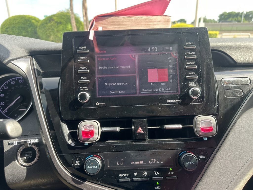 Used 2022 Toyota Camry LE w/ Convenience Package FWD image 2