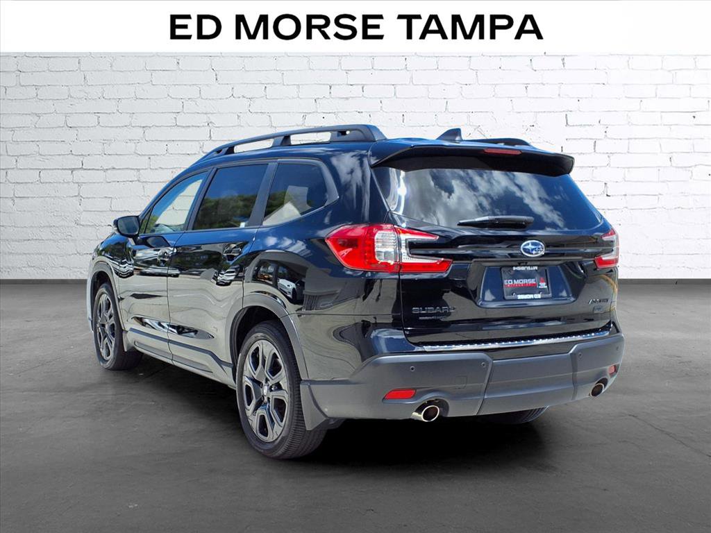 Used 2025 Subaru Ascent Onyx Edition w/ Onyx Package AWD/4WD image 3