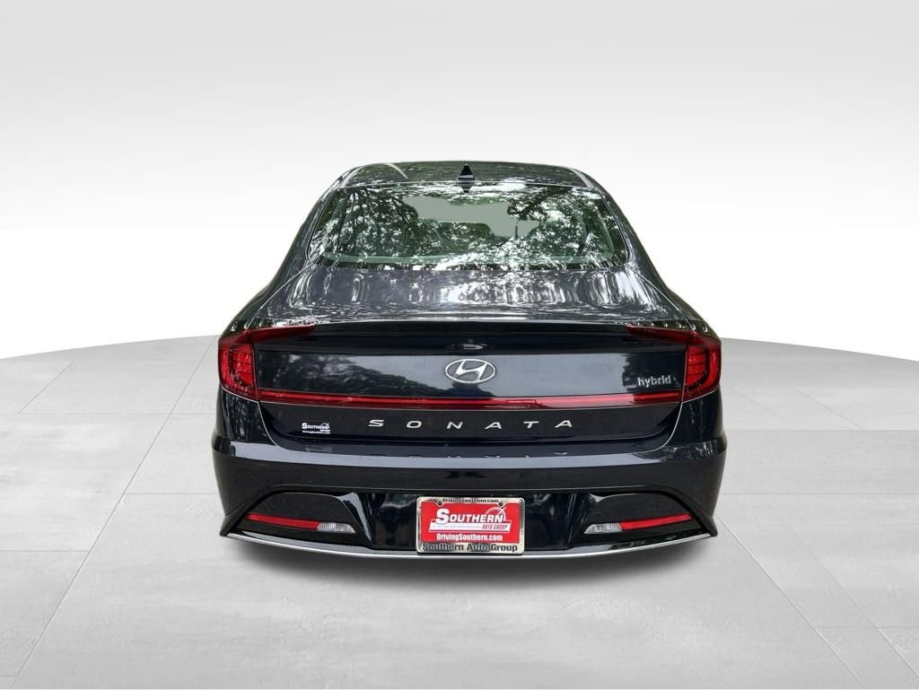 Used 2023 Hyundai Sonata SEL FWD image 4