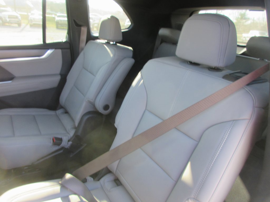 New 2026 GMC Acadia Elevation w/ Super Cruise Package image 14