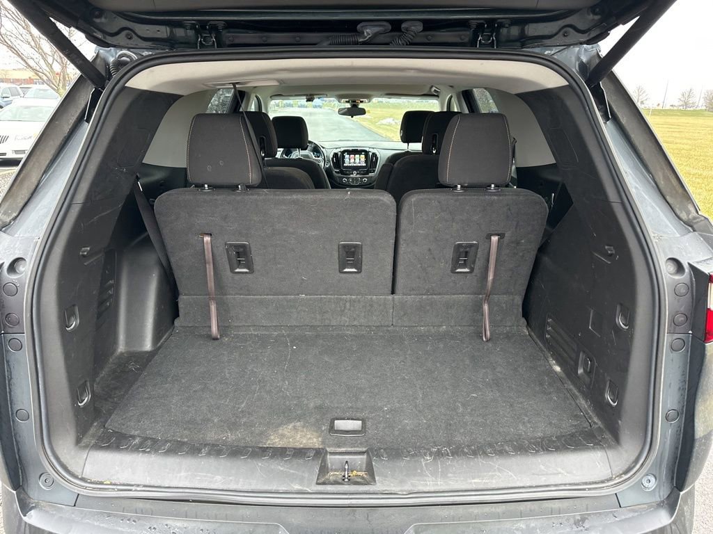 Used 2018 Chevrolet Traverse LT image 9
