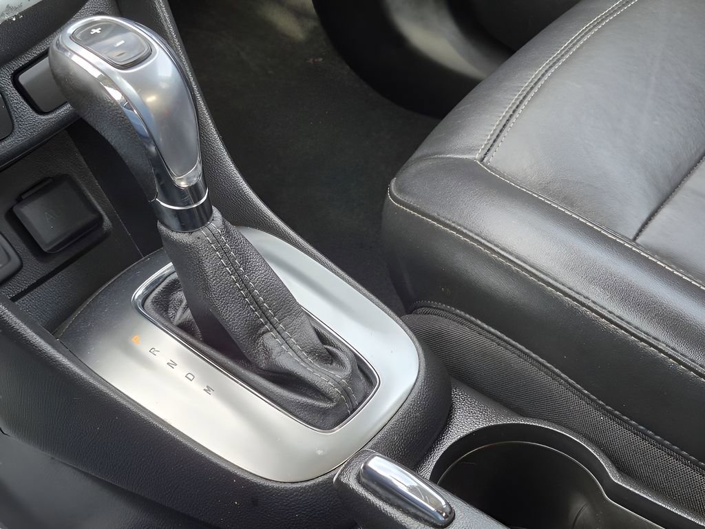 Used 2016 Buick Encore Premium image 16