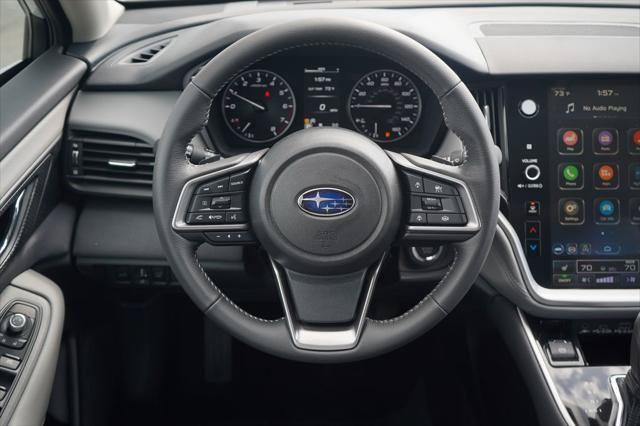 Used 2025 Subaru Outback Premium AWD/4WD image 8