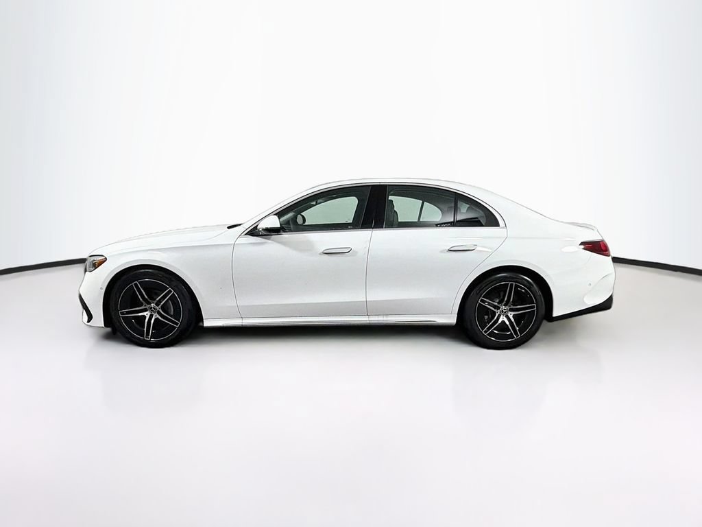New 2026 Mercedes-Benz E 450 4MATIC Sedan image 4