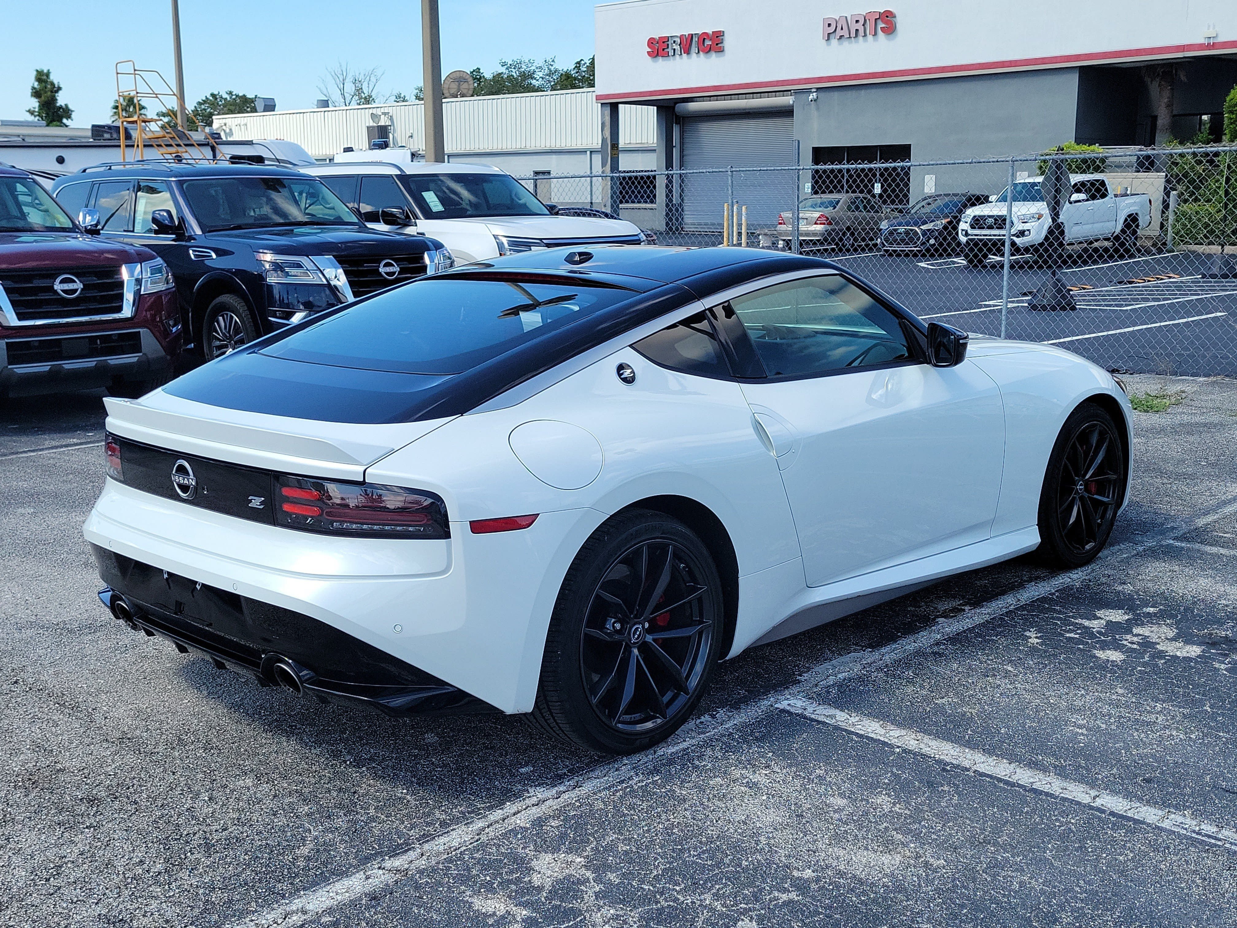 Certified 2024 Nissan Z Performance w/ Floor Mat Package RWD image 3
