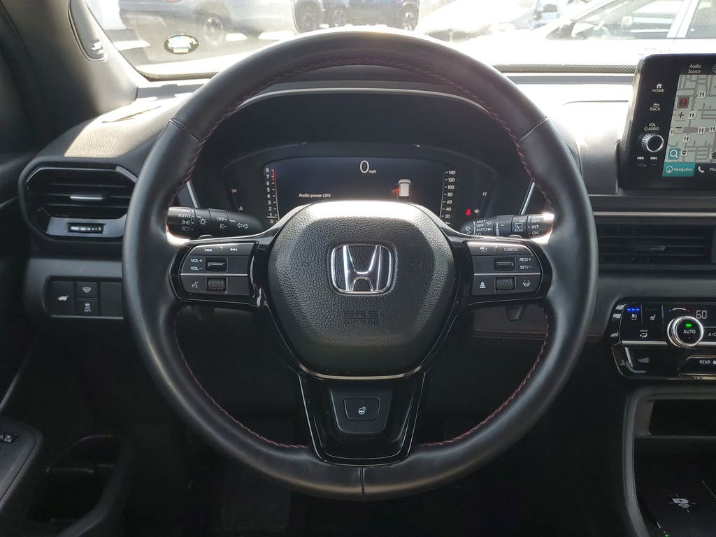 Used 2025 Honda Pilot Black Edition image 33