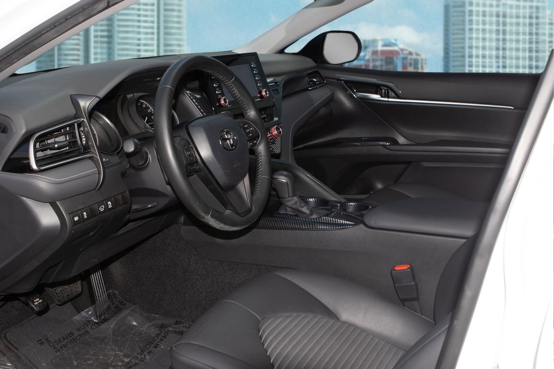 Used 2023 Toyota Camry SE image 14