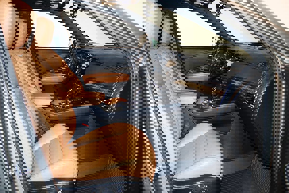 Used 2020 Cadillac XT4 Premium Luxury image 59