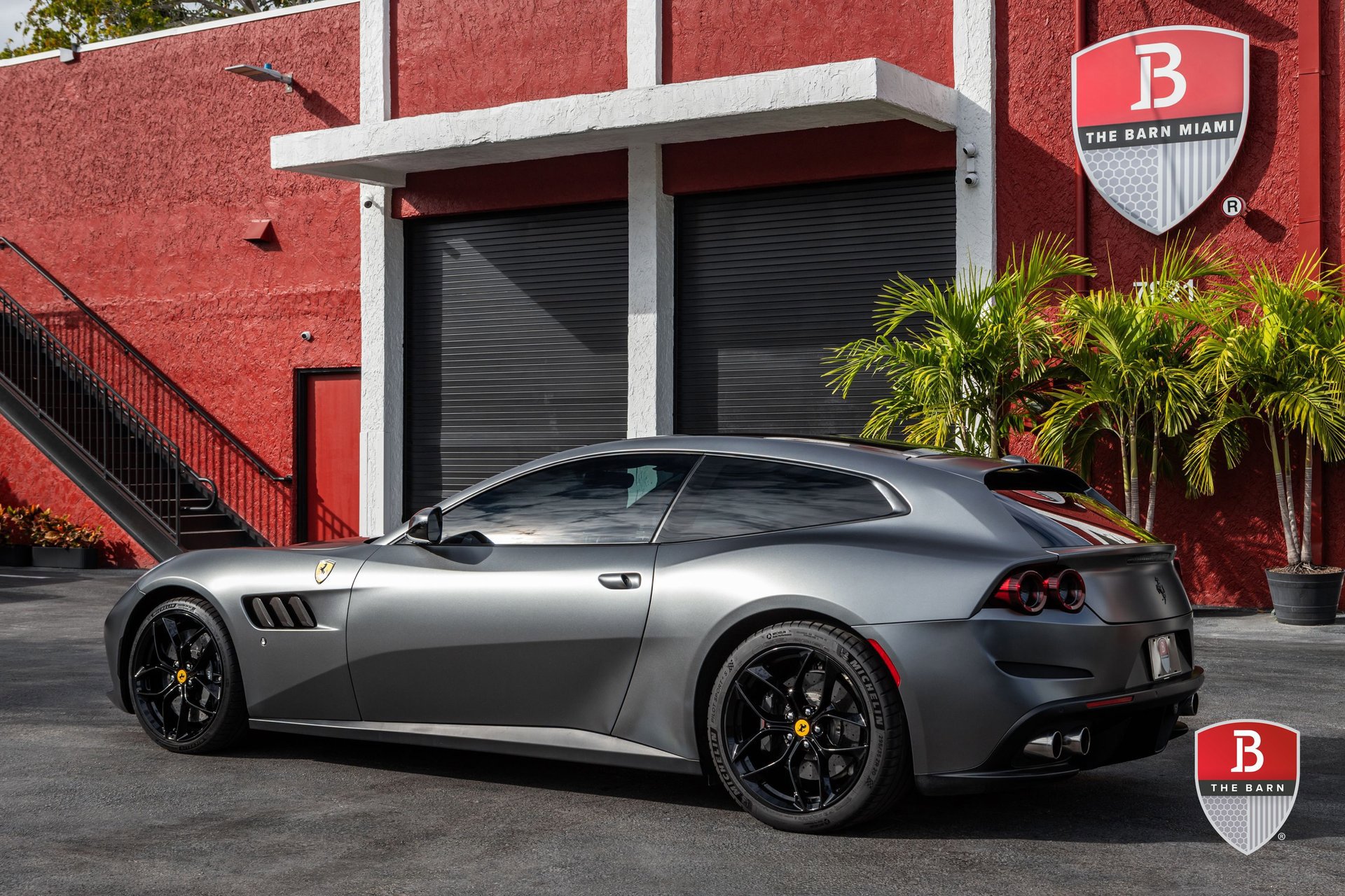 Used 2018 Ferrari GTC4Lusso T image 6