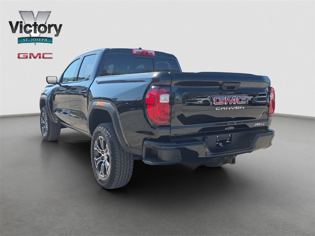 Used 2025 GMC Canyon AT4 w/ Technology Plus Package image 15