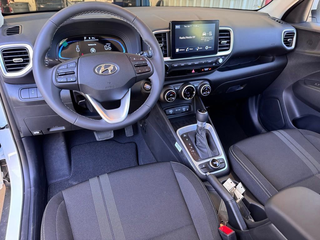 New 2026 Hyundai Venue SEL image 2