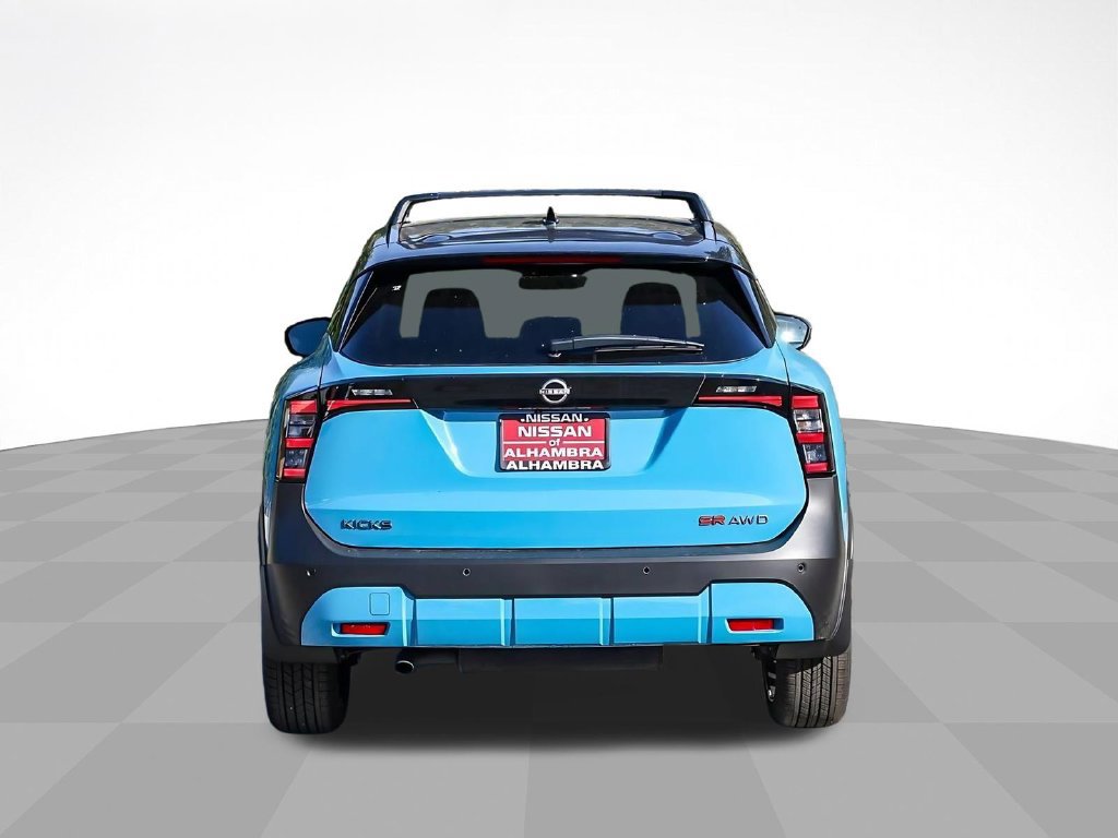 New 2026 Nissan Kicks SR w/ Cold Weather Package AWD/4WD image 8