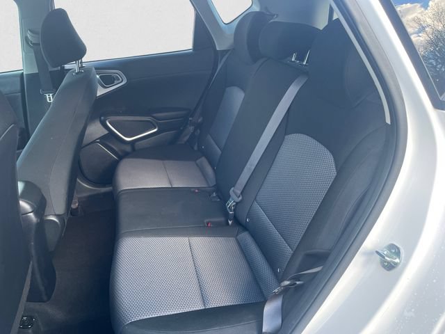 Used 2024 Kia Soul LX w/ Option Group 015 FWD image 13