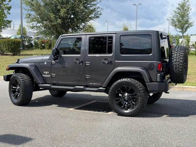 Used 2017 Jeep Wrangler Unlimited Sahara w/ Connectivity Group AWD/4WD image 5