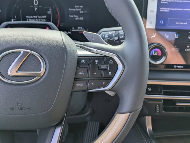 Used 2025 Lexus RX 350 Premium w/ Convenience Package FWD image 20