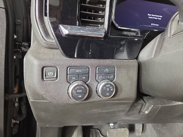 Used 2025 GMC Sierra 1500 Elevation w/ Preferred Package AWD/4WD image 28