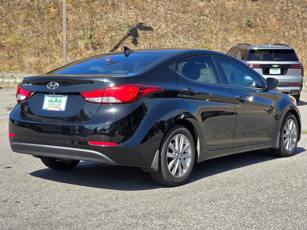 Used 2016 Hyundai Elantra SE w/ Option Group 02 image 17
