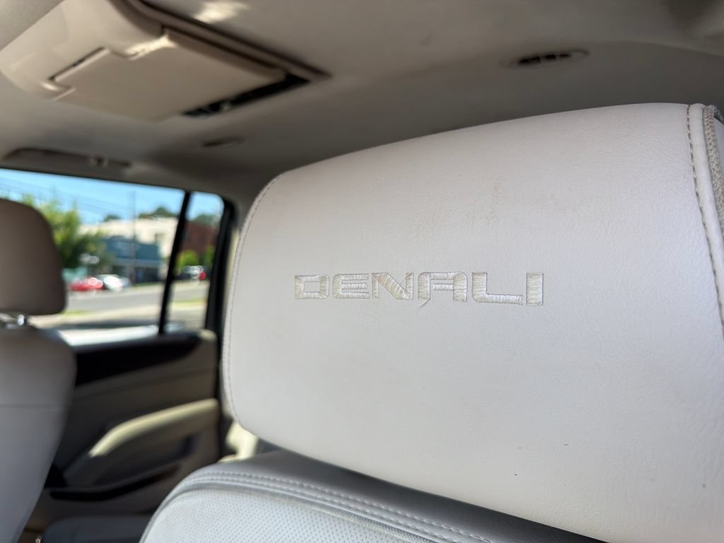 Used 2018 GMC Yukon XL Denali w/ Denali Ultimate Package AWD/4WD image 31