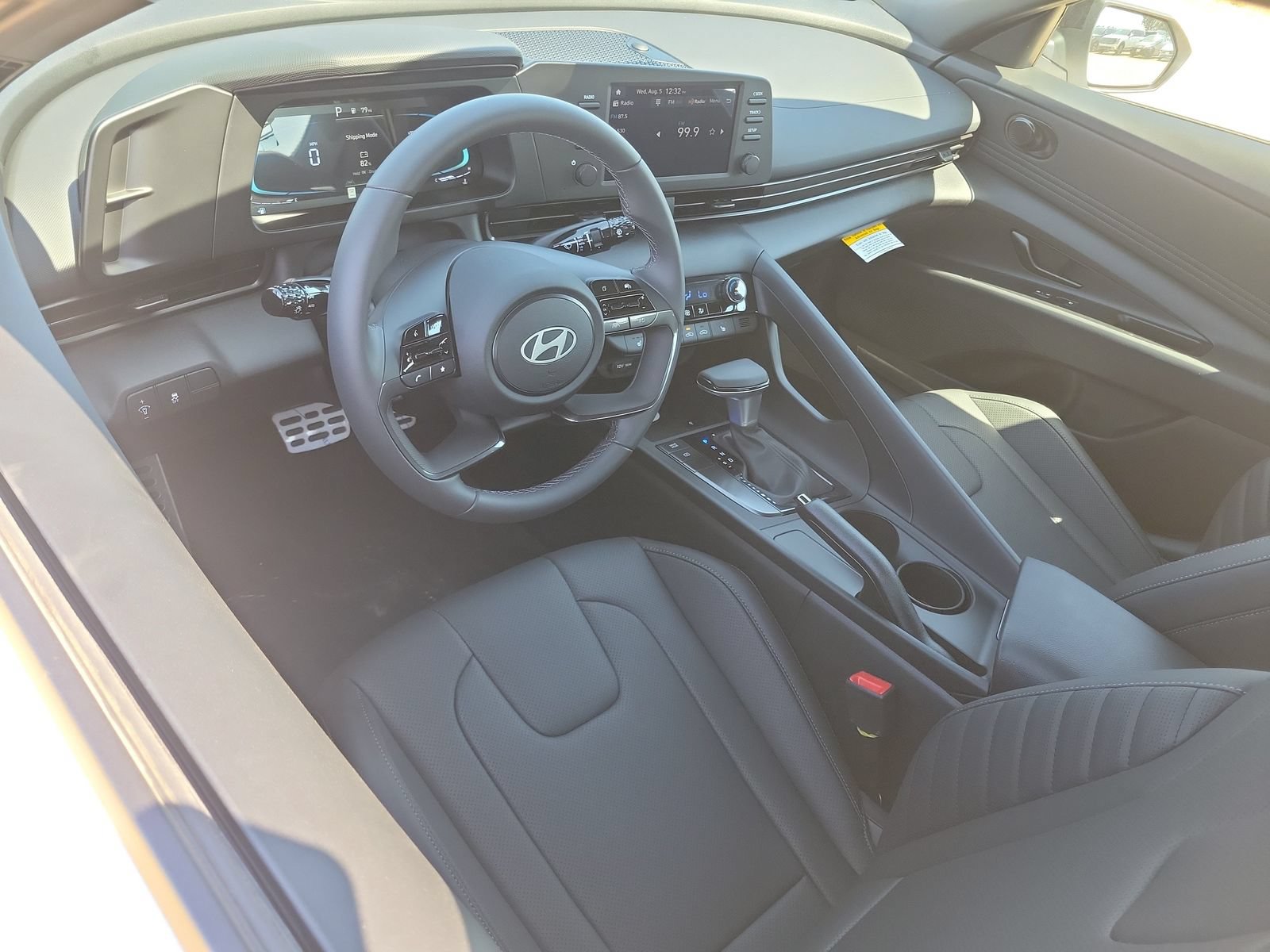 New 2026 Hyundai Elantra SEL Sport FWD image 6
