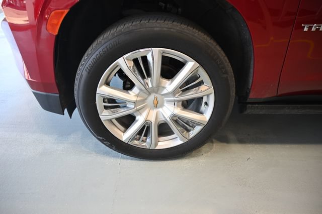Used 2021 Chevrolet Tahoe High Country w/ Premium Package AWD/4WD image 34