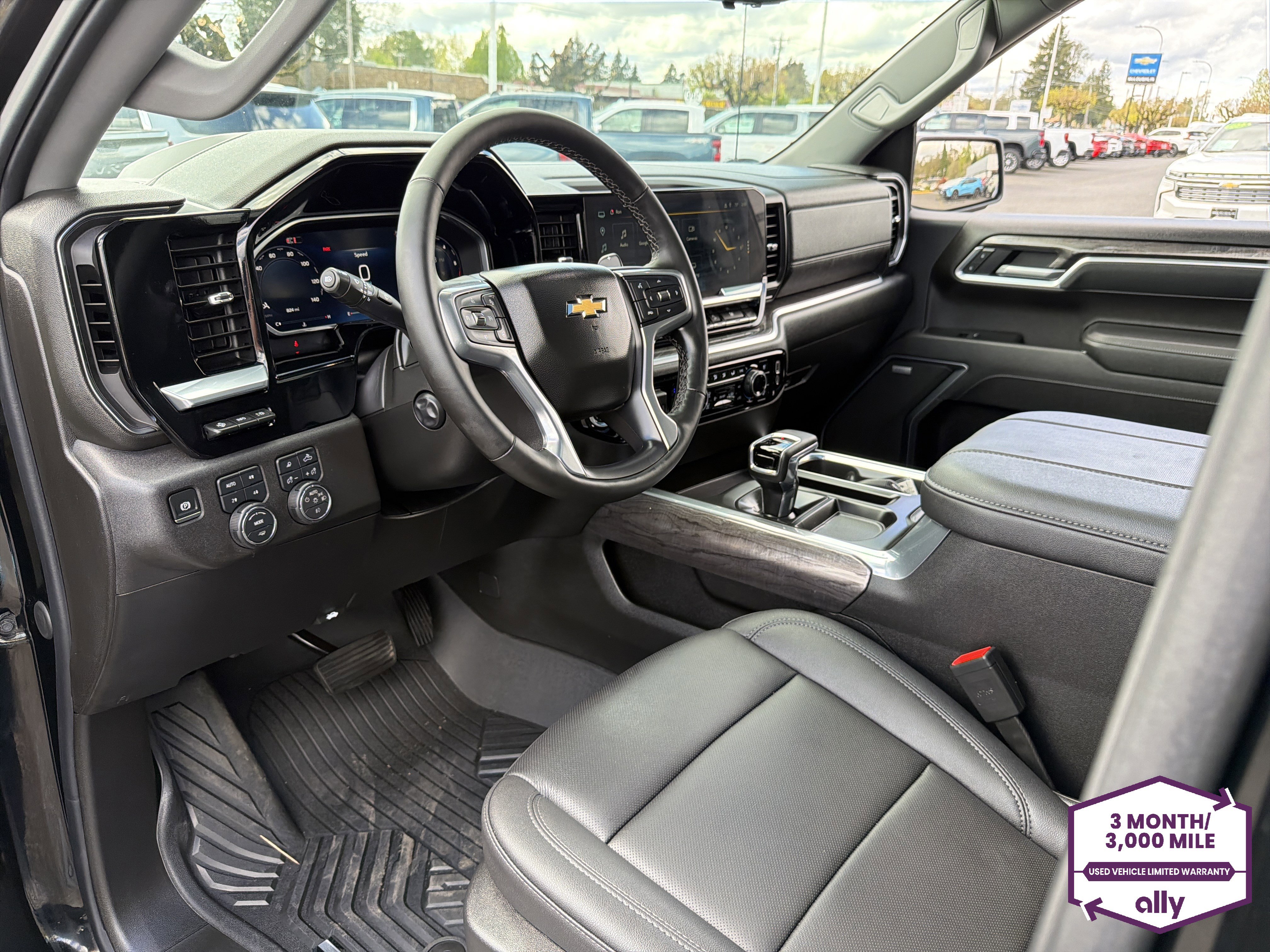 Used 2026 Chevrolet Silverado 1500 LTZ w/ LTZ Premium Package AWD/4WD image 9