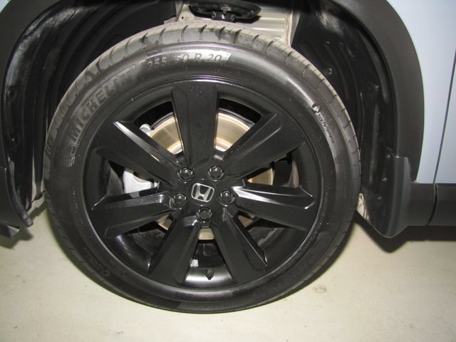 Certified 2025 Honda Pilot Black Edition image 27