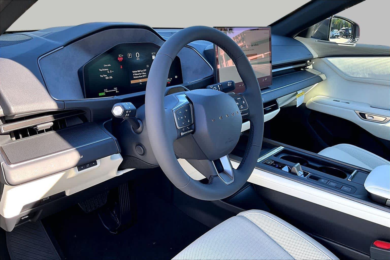 New 2026 Lexus ES 350e w/ Convenience Package FWD image 10