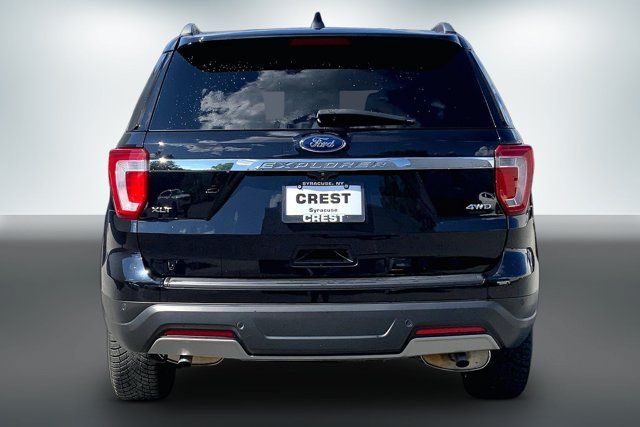 Used 2019 Ford Explorer XLT AWD/4WD image 3