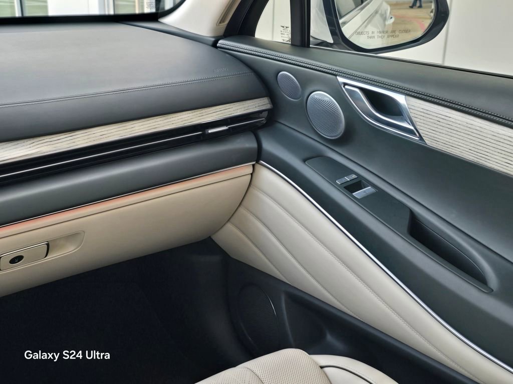 Used 2025 Genesis GV80 2.5T Prestige image 20