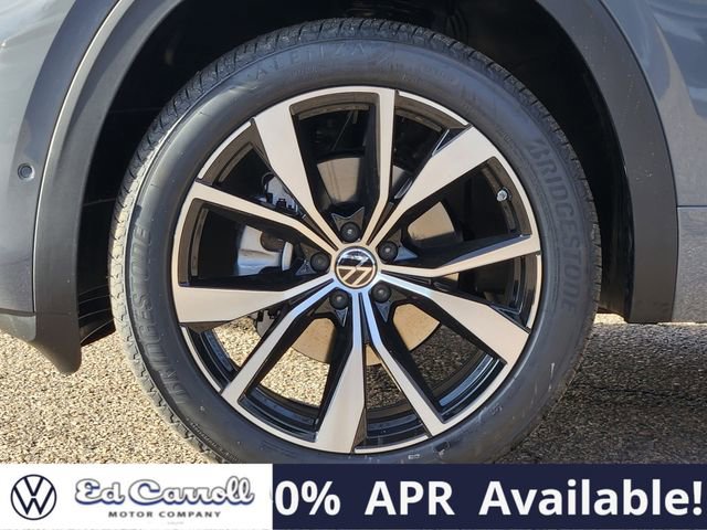 New 2026 Volkswagen Atlas SEL Premium R-Line image 2