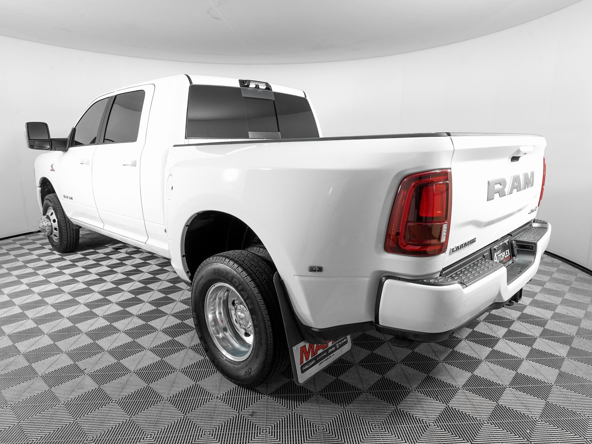Used 2025 RAM 3500 Laramie w/ Max Tow Package image 8
