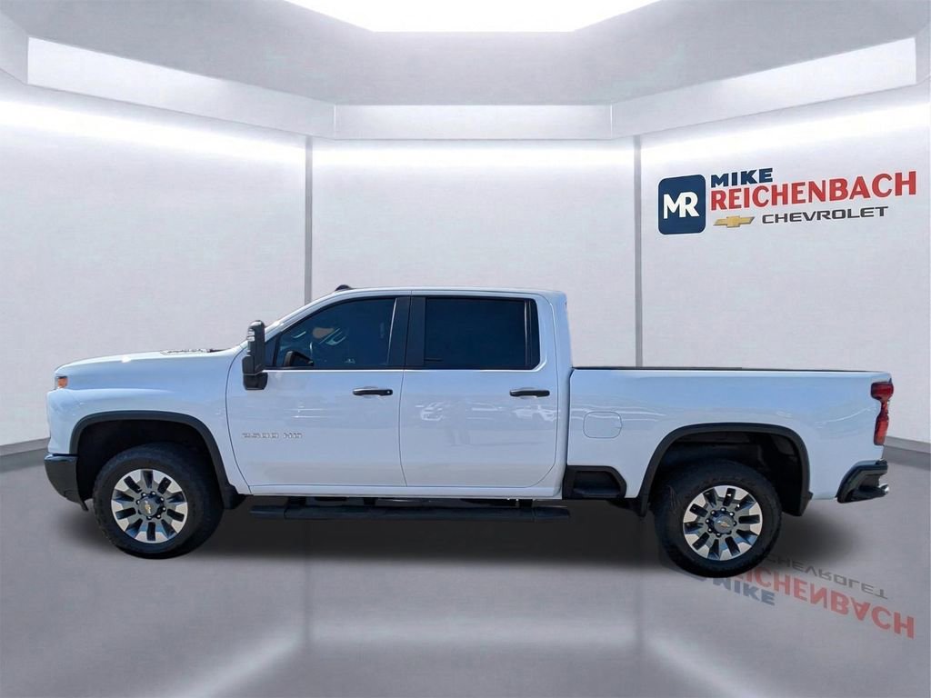 Used 2024 Chevrolet Silverado 2500 Custom w/ Custom Convenience Package image 7