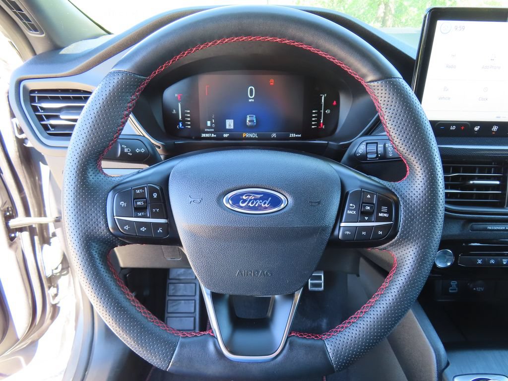 Used 2023 Ford Escape ST-Line w/ Tech Pack #1 AWD/4WD image 14
