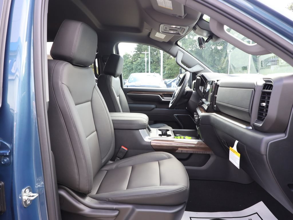 New 2026 Chevrolet Silverado 3500 LT AWD/4WD image 43