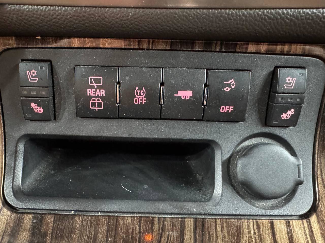 Used 2014 GMC Acadia Denali AWD/4WD image 31