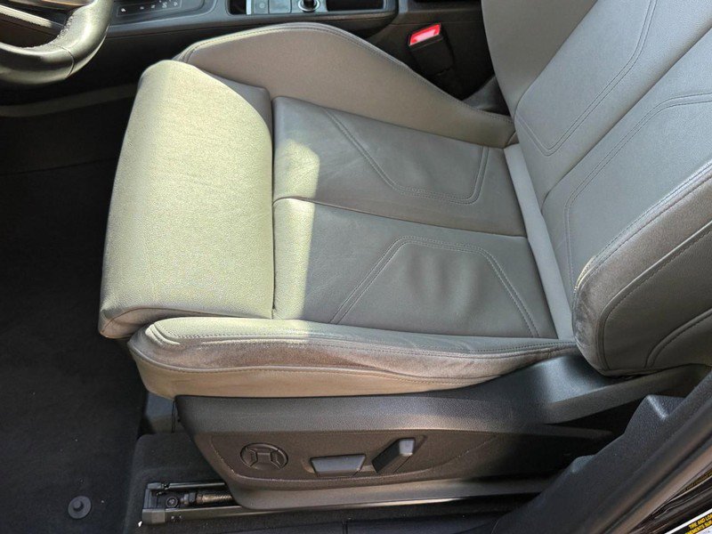 Used 2023 Audi Q3 2.0T Premium Plus w/ Premium Plus Package image 25