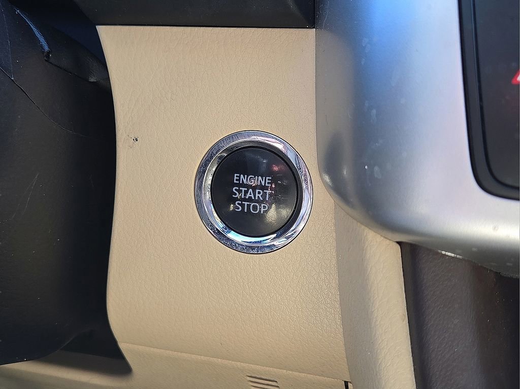 Used 2018 Toyota Highlander XLE image 31