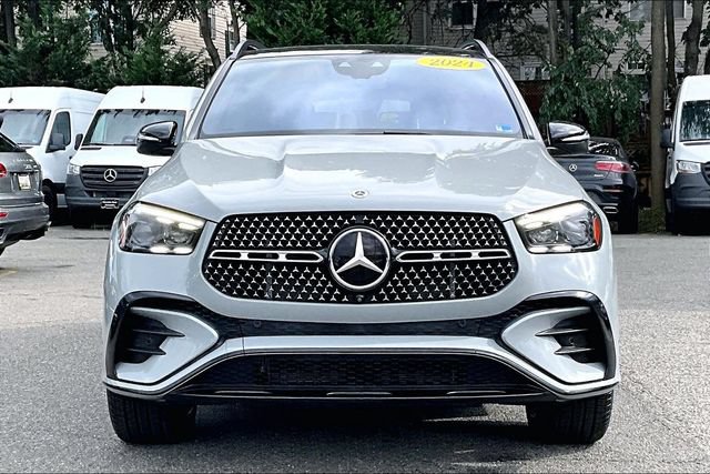 Certified 2024 Mercedes-Benz GLE 450 4MATIC image 2