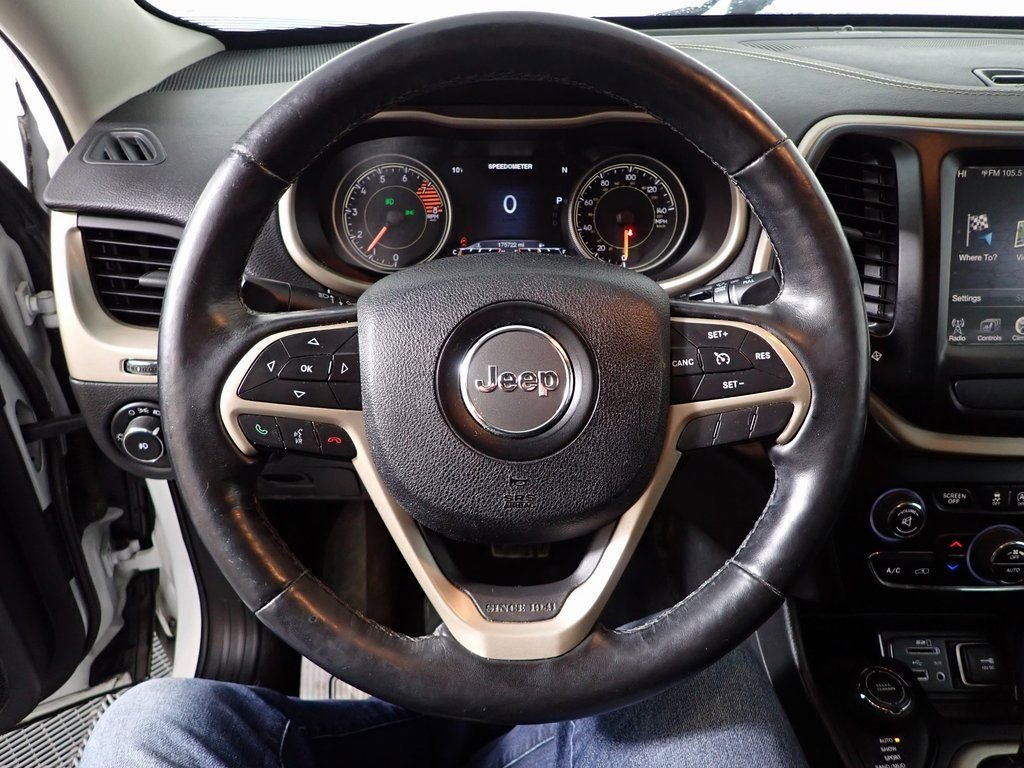 Used 2016 Jeep Cherokee Limited image 24