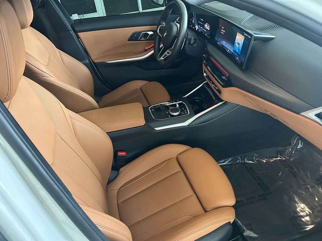 Used 2026 BMW 330i xDrive Sedan AWD/4WD image 26