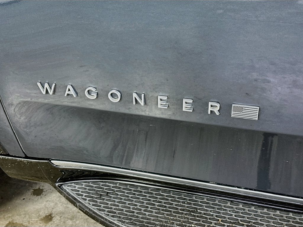Used 2024 Jeep Wagoneer Series II w/ Flexible Seating Group AWD/4WD image 28