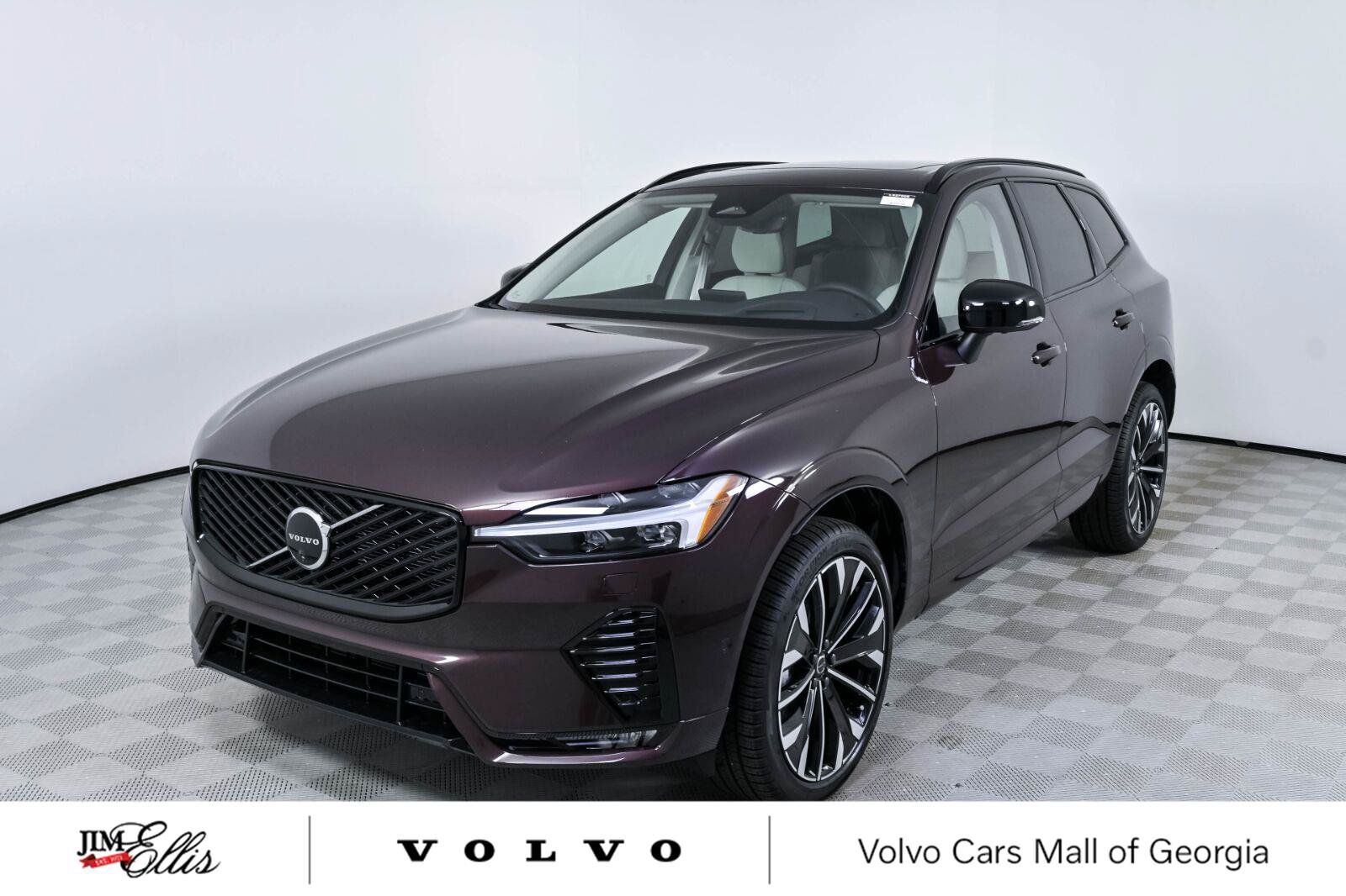 New 2027 Volvo XC60 B5 Ultra AWD/4WD image 1