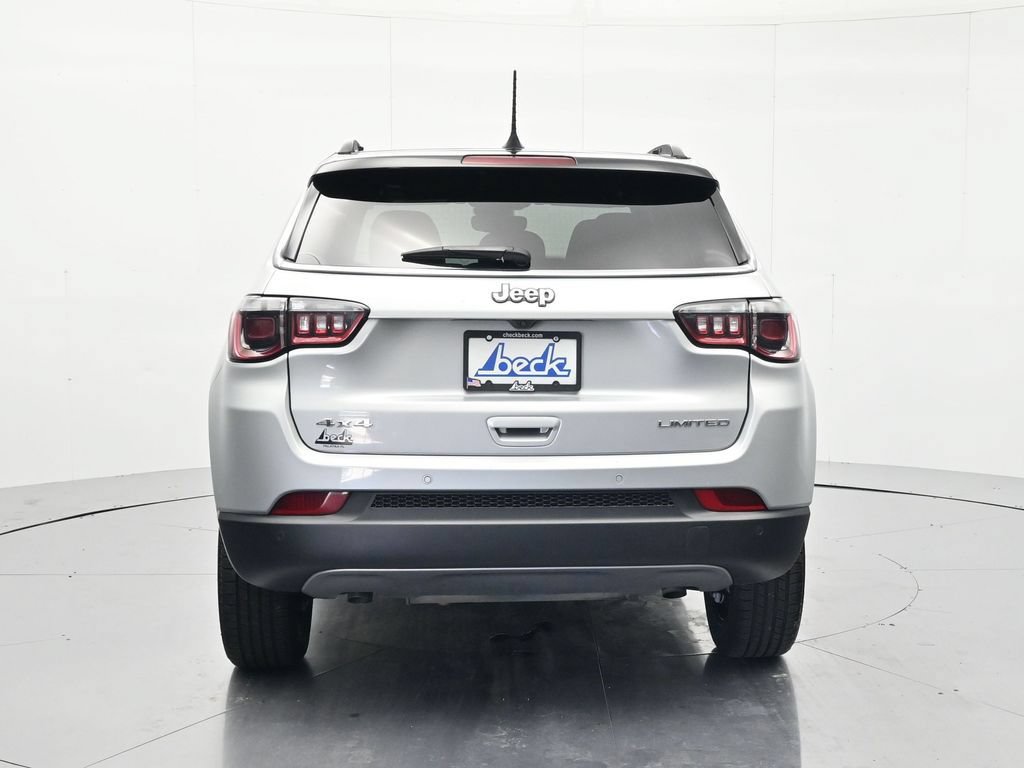 Used 2024 Jeep Compass Limited AWD/4WD image 6
